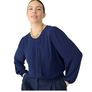Jcrew. Size 2x. Navy blouse.